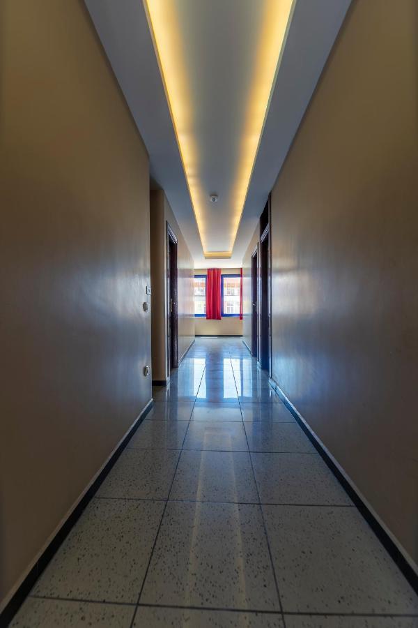 Otel Uemit Istanbul Eksteriør billede